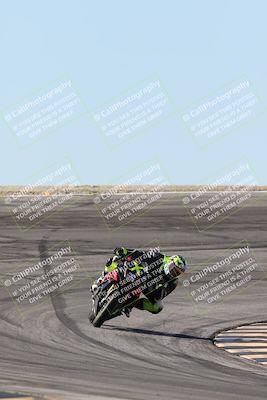 media/Jan-15-2026-Racers Edge (Thu) [[dfebeb70ab]]/3-B Group/Session 2 (Bowl Exit)/